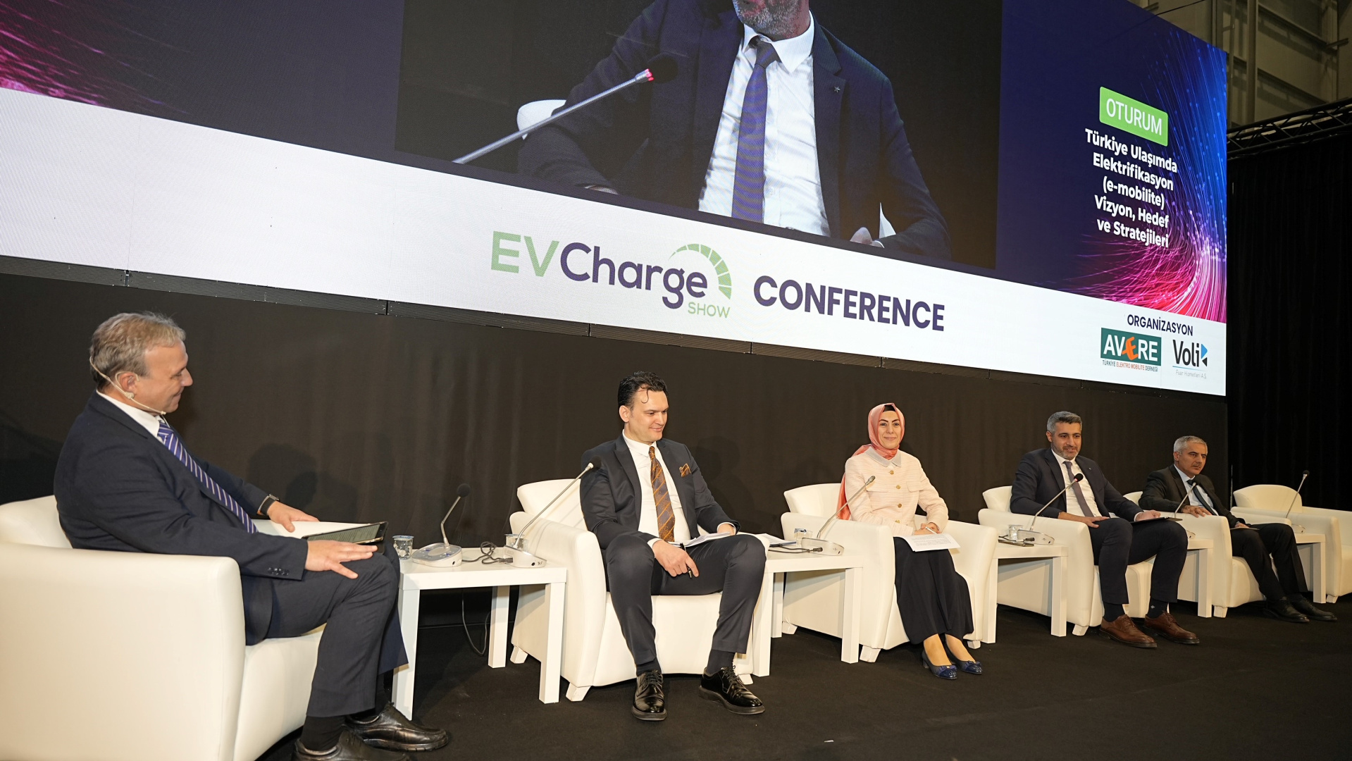 Developments in Electromobility Discussed at Ev Charge Conference