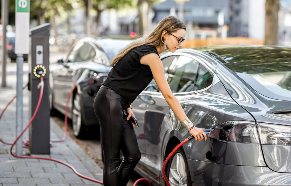 Halka Açık Şarj, AB’nin Gelişmiş Elektrikli  Araç Hedeflerine Engel Olmayacak