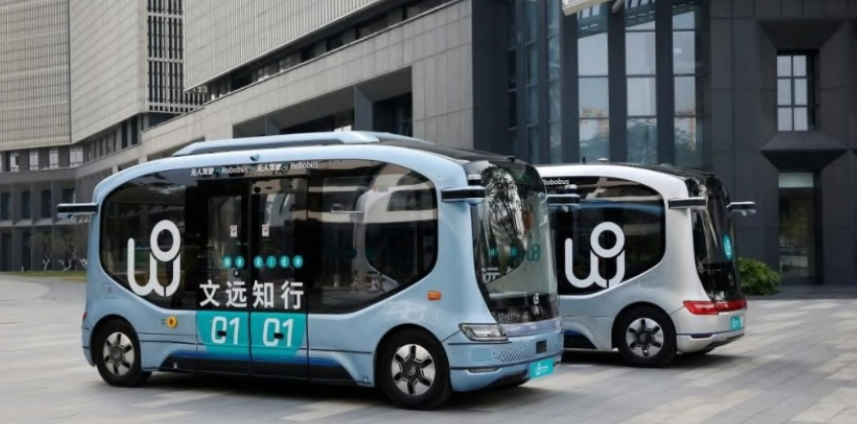 Otonom otobüsler Çin’de test sürüşüne başlandı